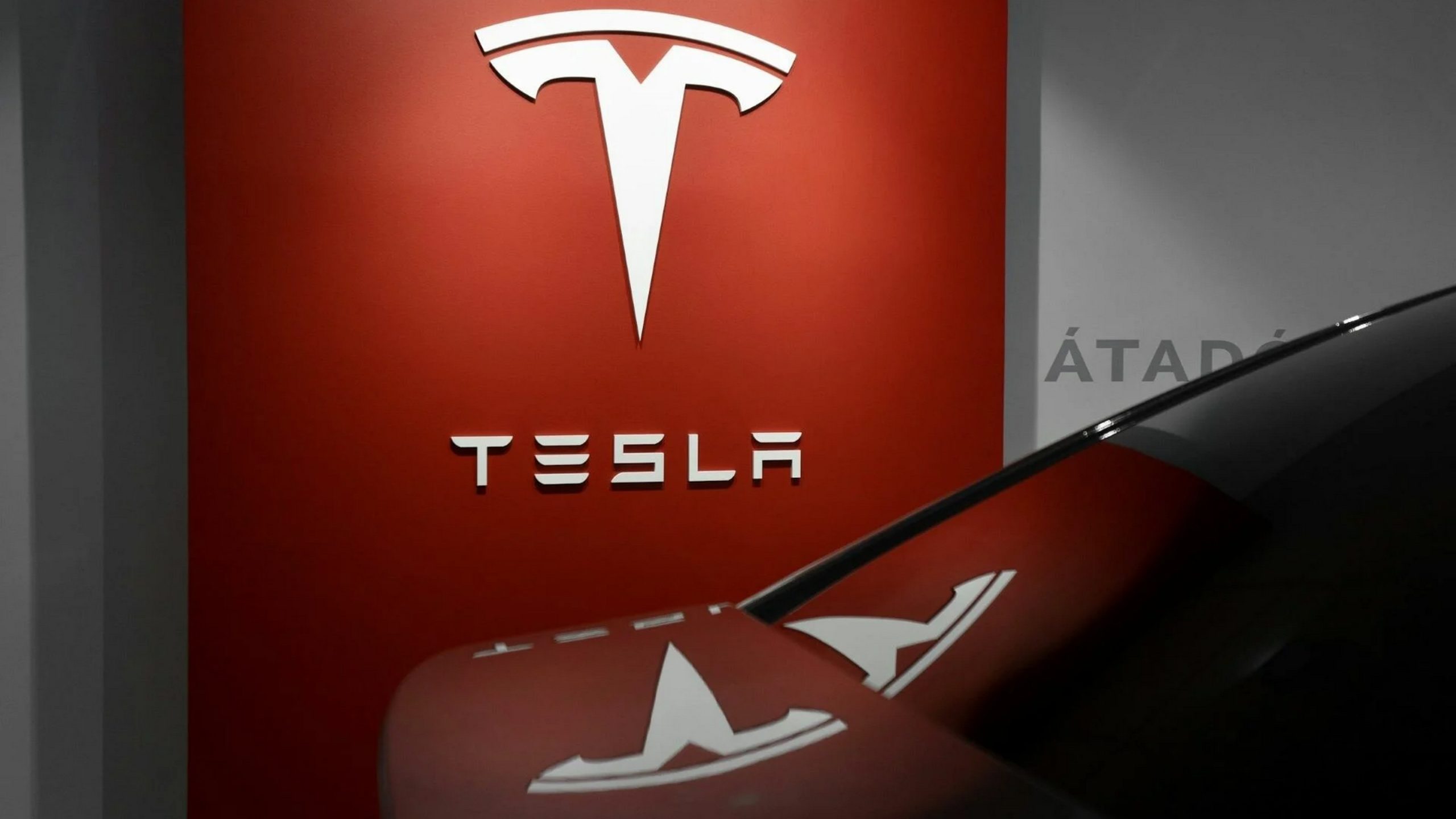 Η Tesla άνοιξε τρεις αντιπροσωπείες στη Σαουδική Αραβία