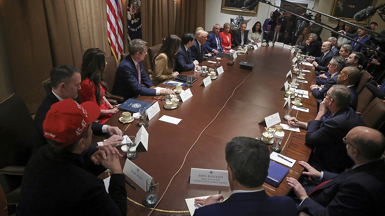 Τραμπ: «Τα πράγματα πάνε πολύ καλά» – Πώς δικαιολόγησε το κόστος του εμπορικού πολέμου