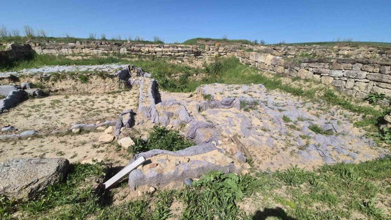 Υπό εξέλιξη ανασκαφές στον αρχαιότερο γνωστό θρακικό οικισμό στη Ραιδεστό. Ο Ναός της Ήρας και ο Ιερός χώρος του θεού της Υγείας. Φωτογραφία: ΙΗΑ