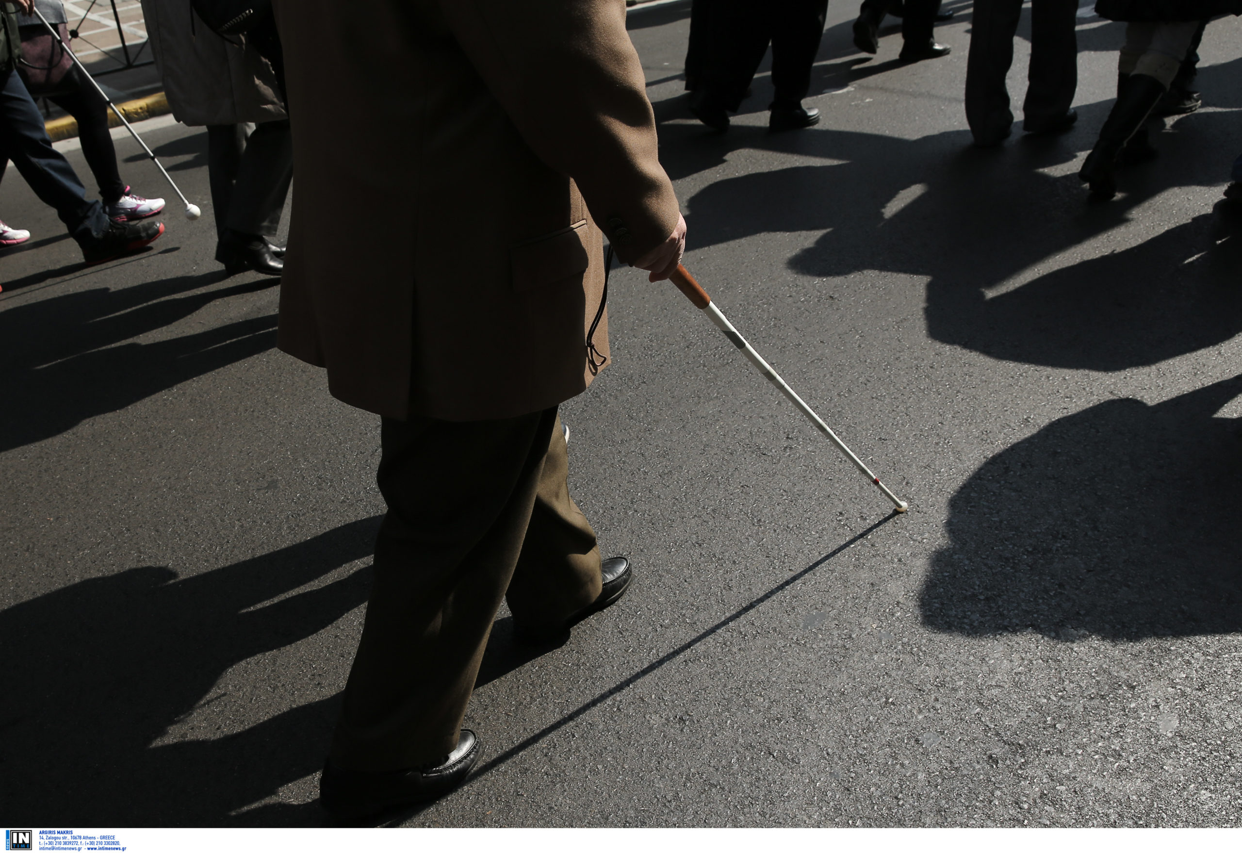 Βόλος: Έκαναν έξωση σε 65χρονο τυφλό – Ο «Γολγοθάς» για να βρει προσωρινή στέγη