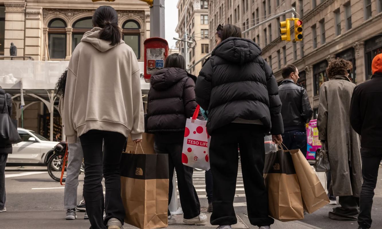 ΗΠΑ: Απροσδόκητη πτώση του πληθωρισμού τον Μάρτιο λόγω της μείωσης της τιμής του πετρελαίου