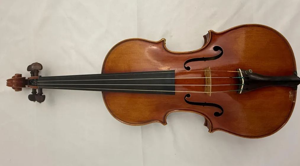 Τιτανικός: Βιολί από την ταινία πωλείται σε δημοπρασία – Αναμένεται να αγγίξει τα 69.000 ευρώ