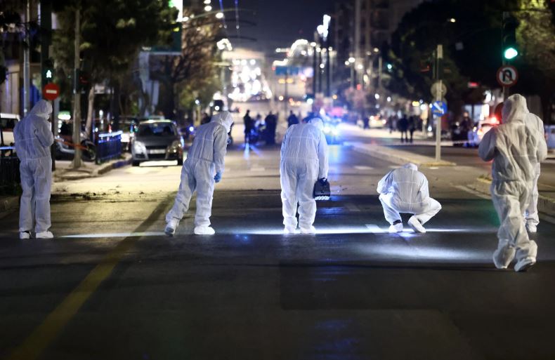 Βόμβα στην Hellenic Train: Τα πρόσωπα που βρίσκονται στο μικροσκόπιο της Αντιτρομοκρατικής – Το δρομολόγιο και οι καθοδηγητές