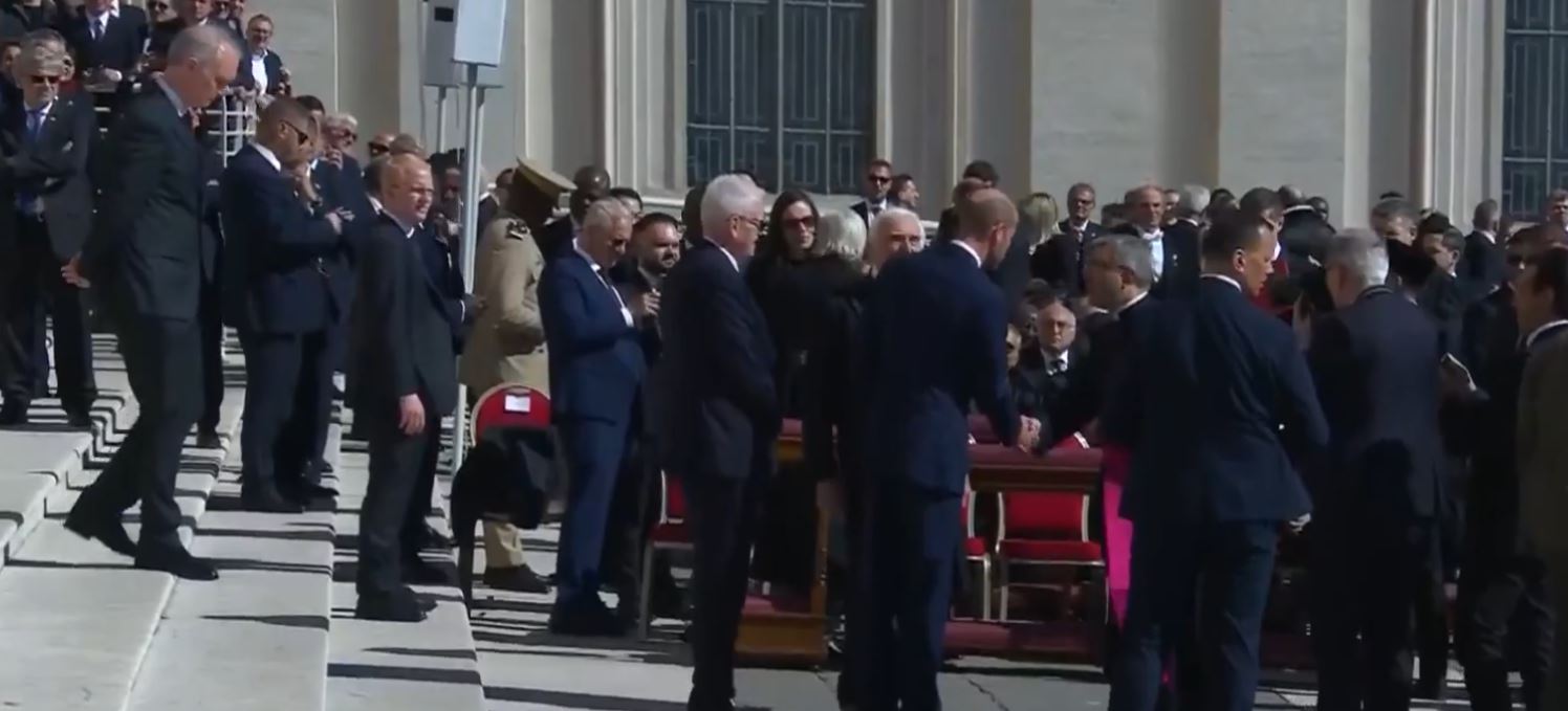 Ουίλιαμ κηδεία πάπα