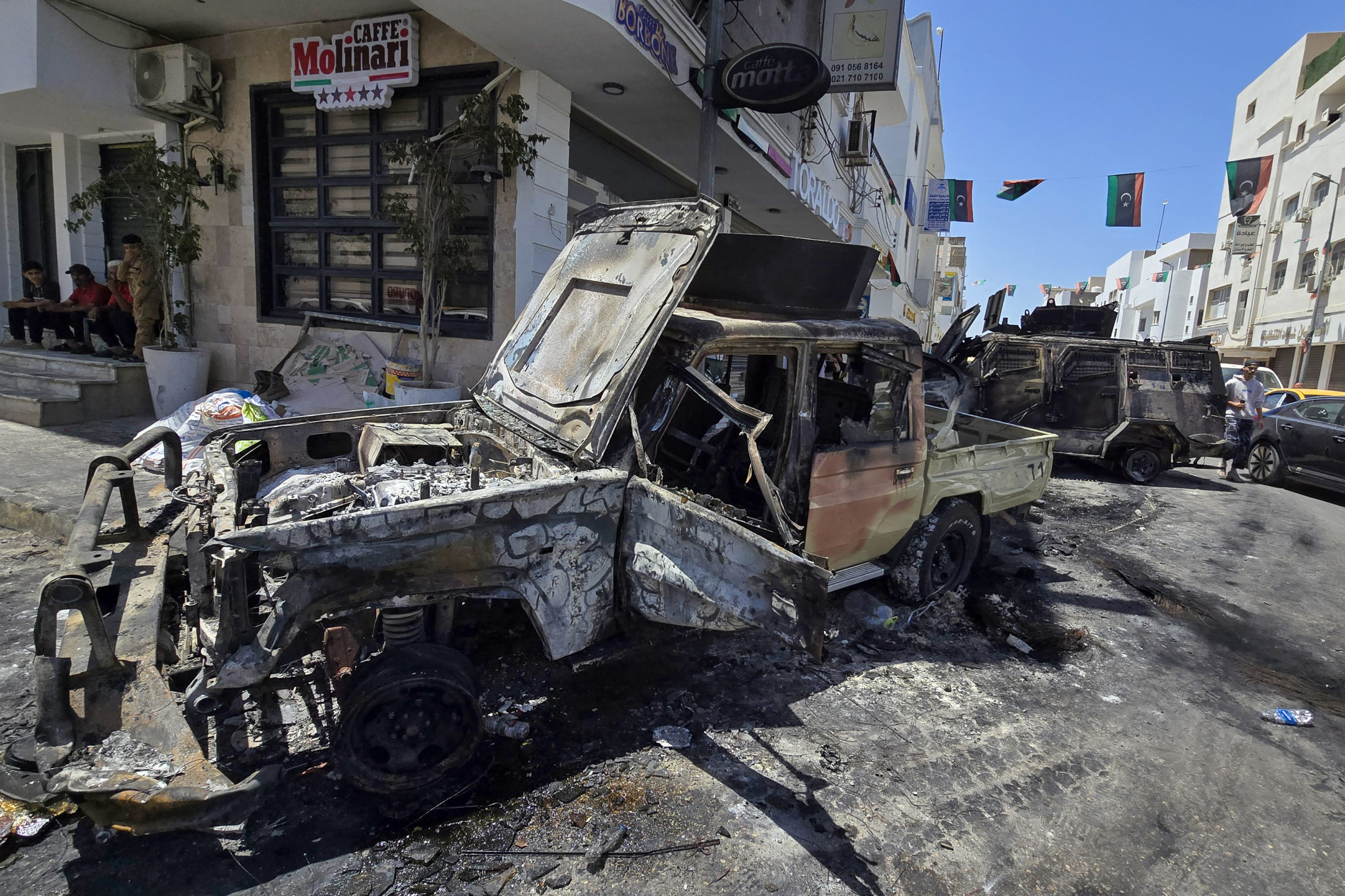 Λιβύη: Νέες μάχες μεταξύ αντίπαλων ένοπλων ομάδων στην Τρίπολη