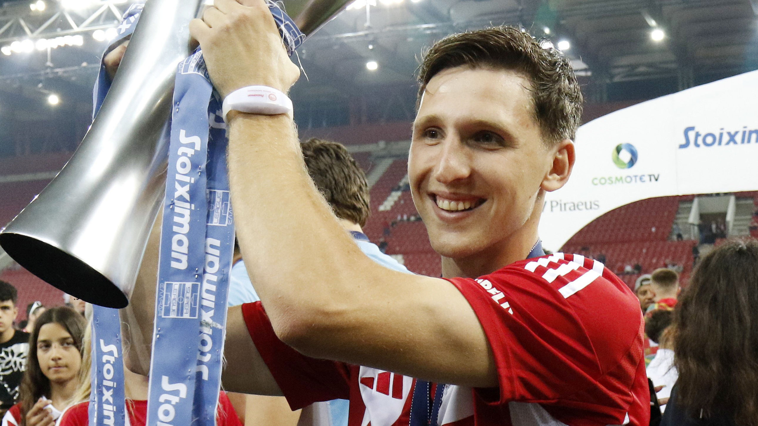 Συγκίνησε ο Παναγιώτης Ρέτσος: «Το αφιερώνω στον εαυτό μου γιατί πέρασα πολλά και ξανασηκώθηκα»