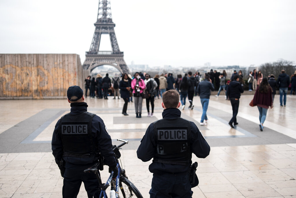 Champions League: Αυστηρά μέτρα ασφαλείας με 5.400 αστυνομικούς για τον αυριανό τελικό στο Παρίσι