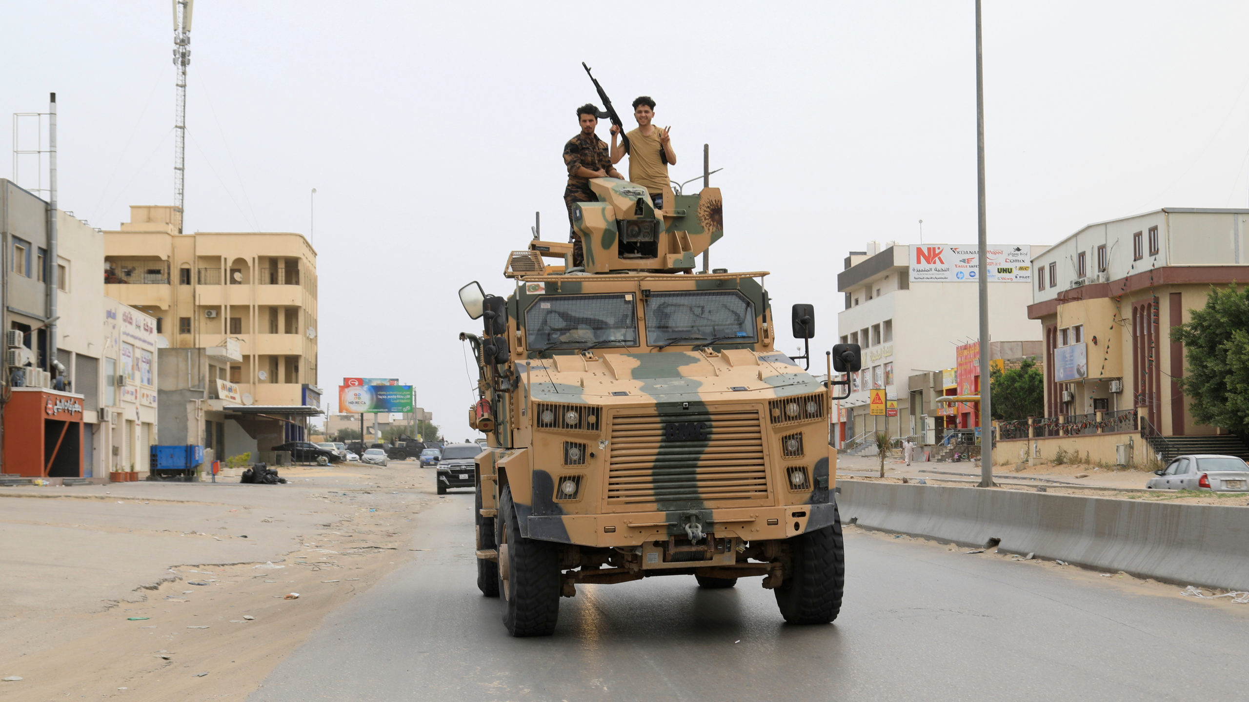 Τουρκία: Απομάκρυνε εσπευσμένα 82 υπηκόους της από τη Λιβύη λόγω των φονικών συγκρούσεων