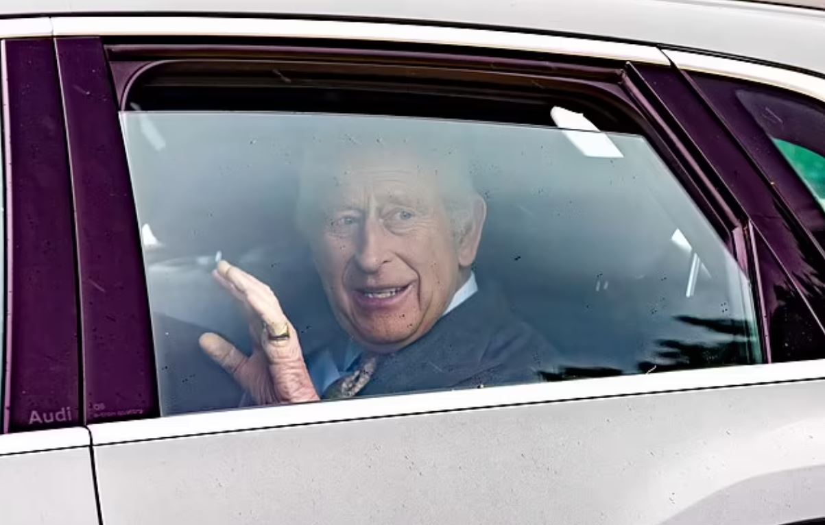 Βασιλιάς Κάρολος: Η πρώτη δημόσια εμφάνισή του, μετά την συνέντευξη του πρίγκιπα Χάρι