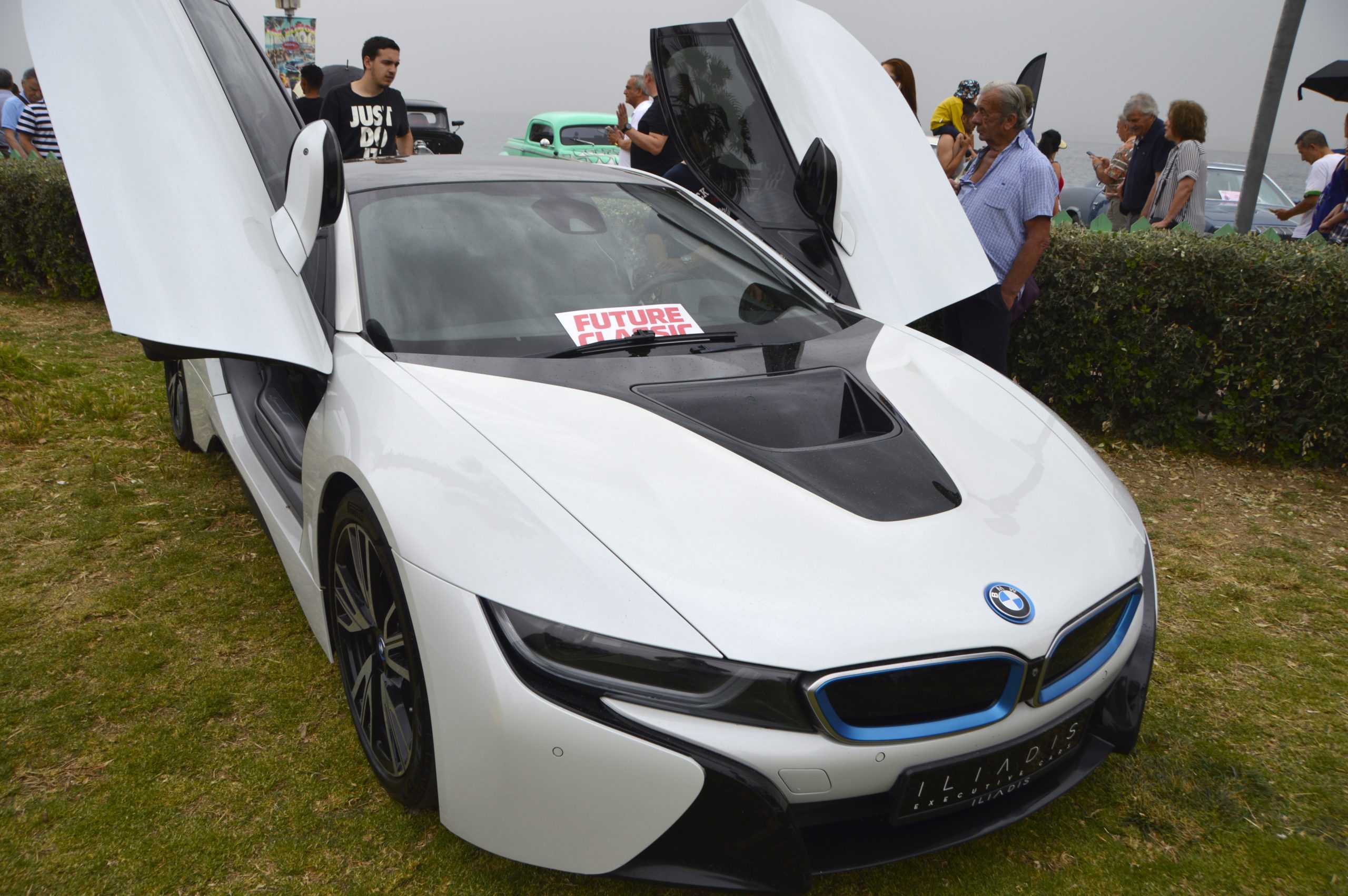 Alimos Classic Car Sunday VI: Με ήλιο και βροχή, παντρεύονται τα… κλασικά αυτοκίνητα