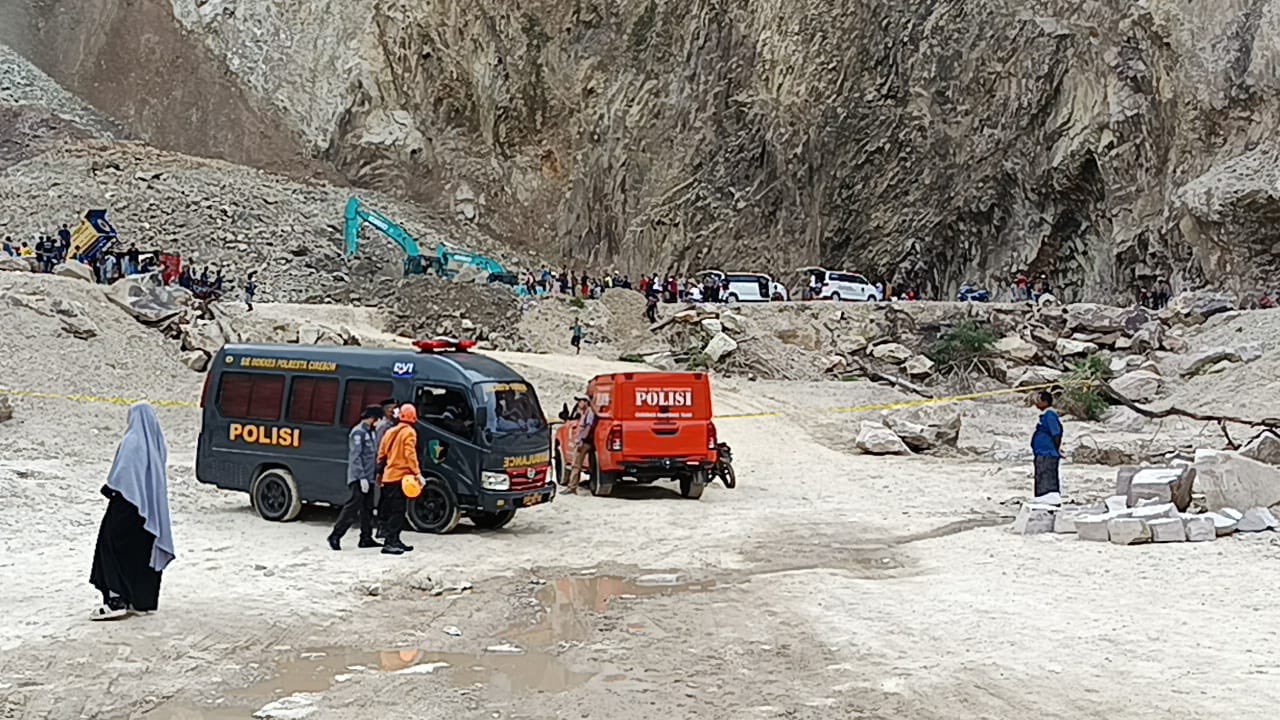 Ινδονησία: Τουλάχιστον 10 νεκροί έπειτα από κατολίσθηση σε λατομείο – Άνθρωποι αγνοούνται κάτω από τα χαλάσματα