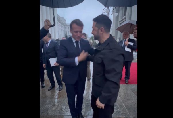 ΜΑΚΡΟΝ ΖΕΛΕΝΣΚΙ