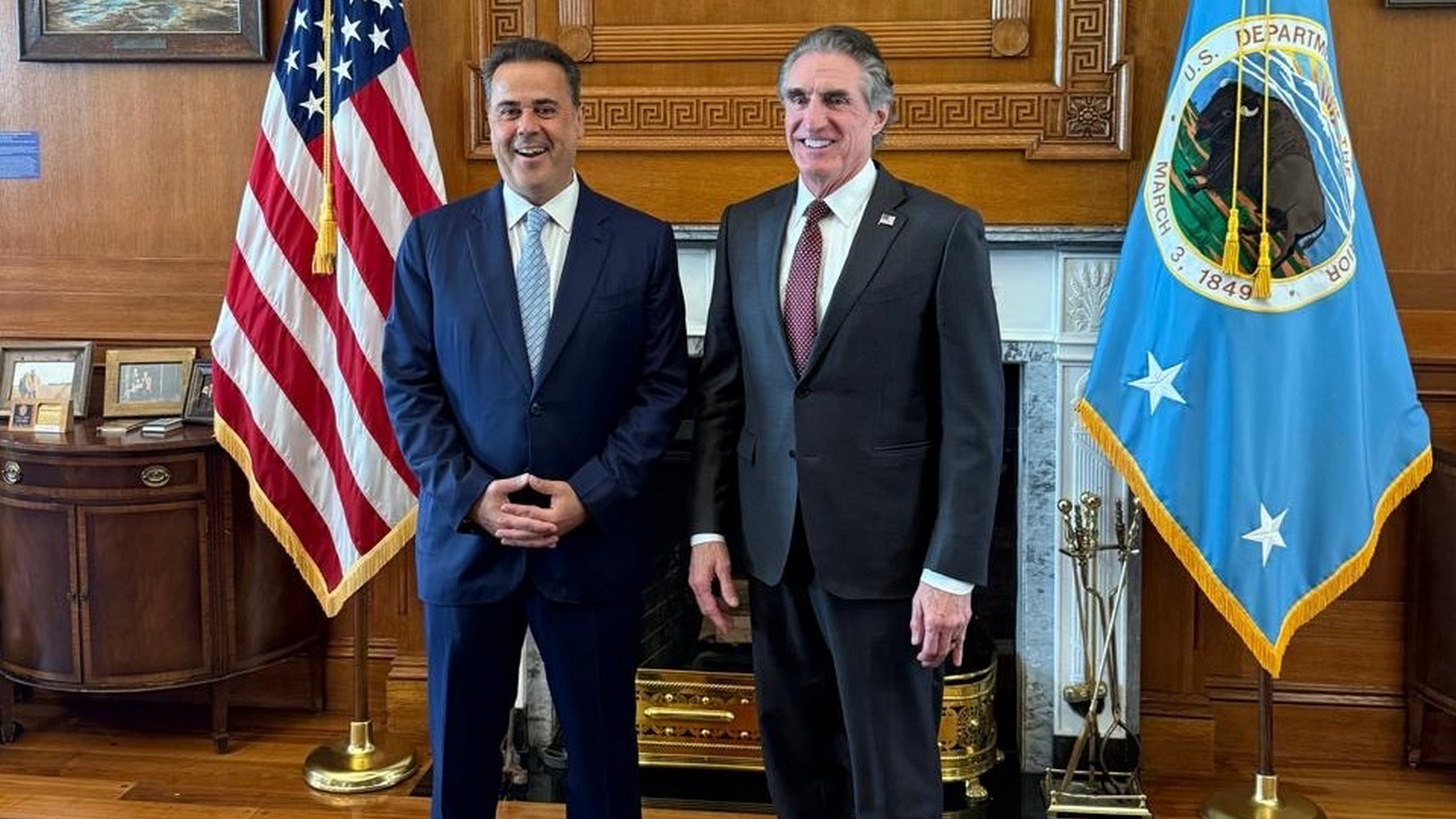 Συνάντηση του Υπουργού Ενέργειας, Σταύρου Παπασταύρου με τον Αμερικανό υπουργό Εσωτερικών, Doug Burgum – Τι συζήτησαν