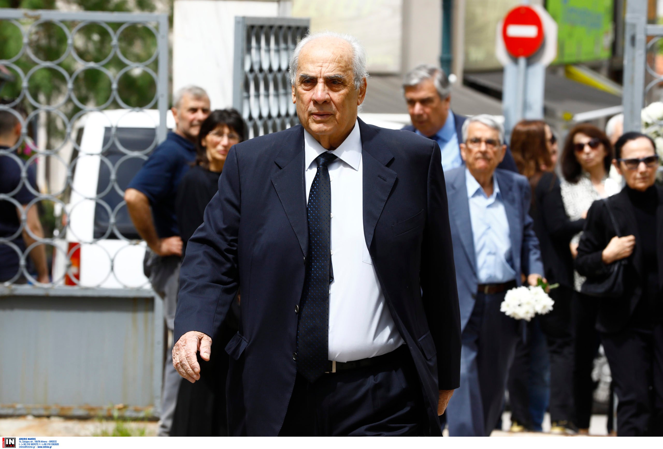 Πέτρος Μολυβιάτης,κηδεία