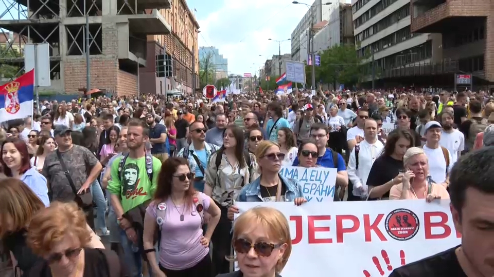 Σερβία: Διαδηλώσεις φοιτητών και εργαζομένων σε όλες τις μεγάλες πόλεις της χώρας, με αφορμή την Πρωτομαγιά