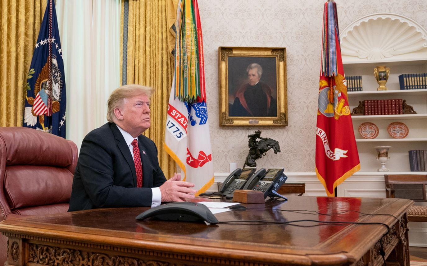 Τραμπ: Έδωσε «προθεσμία» 15 ημερών στον Πούτιν για την Ουκρανία και υποσχέθηκε να αλλάξει στάση – «Θα μάθουμε αν μας παγιδεύει»