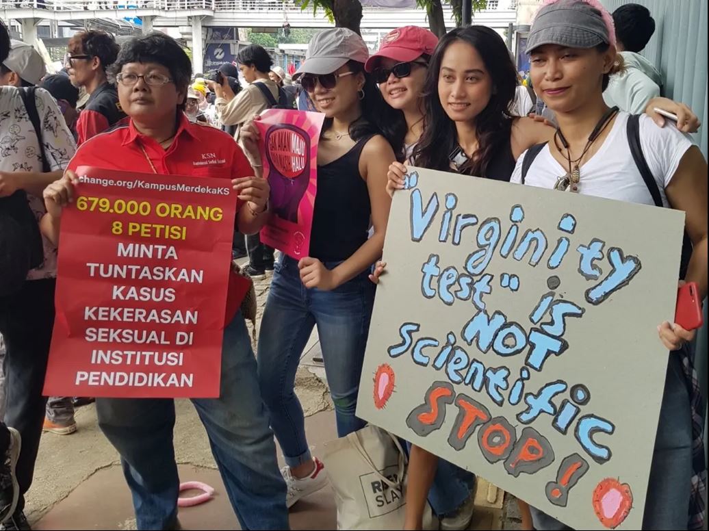 Σουηδία: Η κυβέρνηση σχεδιάζει να ποινικοποιήσει τα τεστ παρθενίας