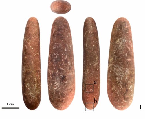 Επιστήμονες ανακάλυψαν σε σπηλιά ένα ειδώλιο 8.000 ετών που «αφηγείται» την ιστορία ενός αρχαίου πολιτισμού - Το μυστήριο με το ανύπαρκτο πρόσωπο