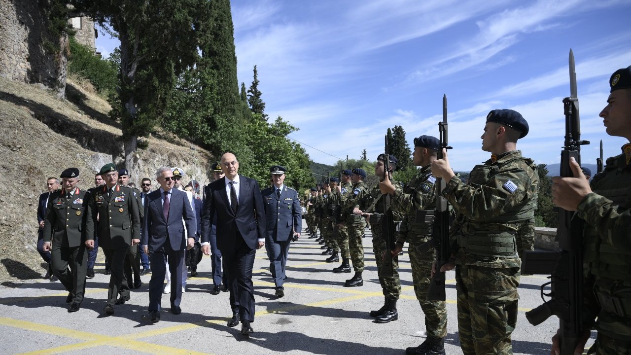 Αιχμές Νίκου Δένδια κατά της ΕΕ για την «Κερκόπορτα» στο SAFE και την Τουρκία: «Δημιουργεί Μουσουλμανική Αδελφότητα»