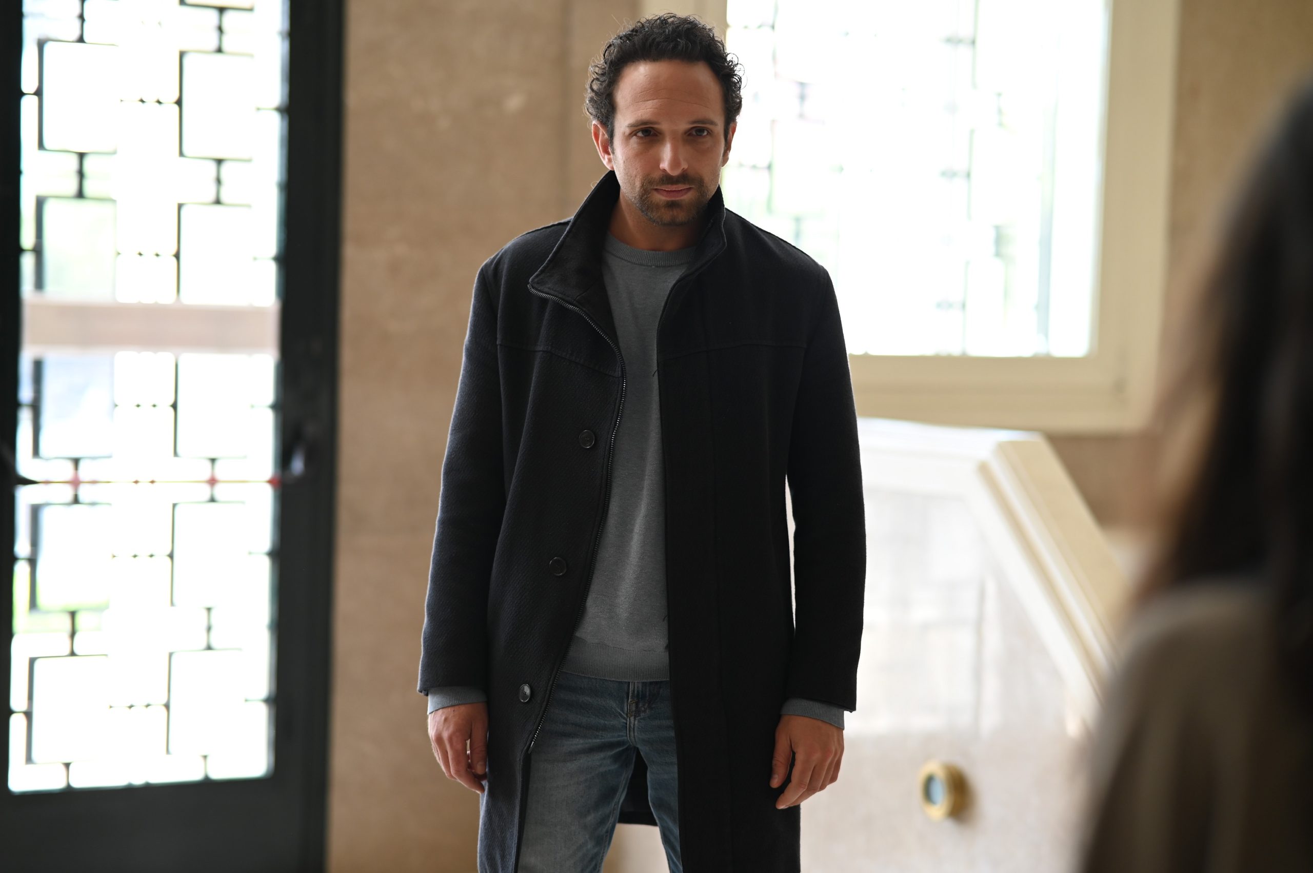 Διάφανη αγάπη: Ο Στέφανος “βλέπει” την Φωτεινή να κινδυνεύει