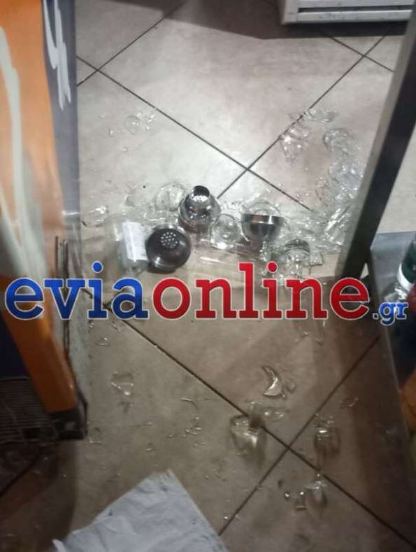 Εύβοια: Ρωγμές σε σπίτια μετά τους σεισμούς, σε ποιες περιοχές θα μείνουν κλειστά τα σχολεία – «Φοβηθήκαμε πολύ» λένε οι κάτοικοι