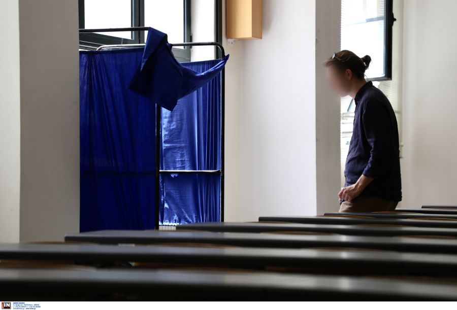 Φοιτητικές εκλογές: Άνοιξαν οι κάλπες – Πώς ψηφίζουν οι φοιτητές