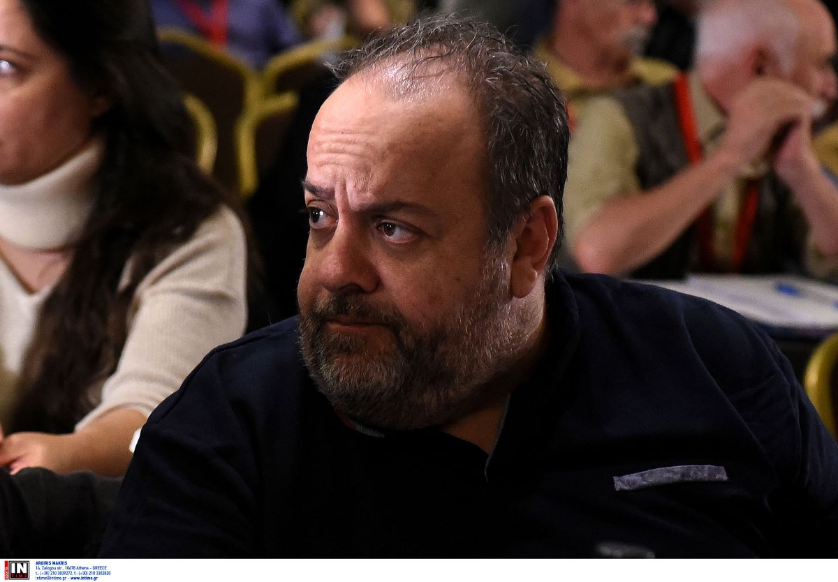 Κώστας Γενιδούνιας