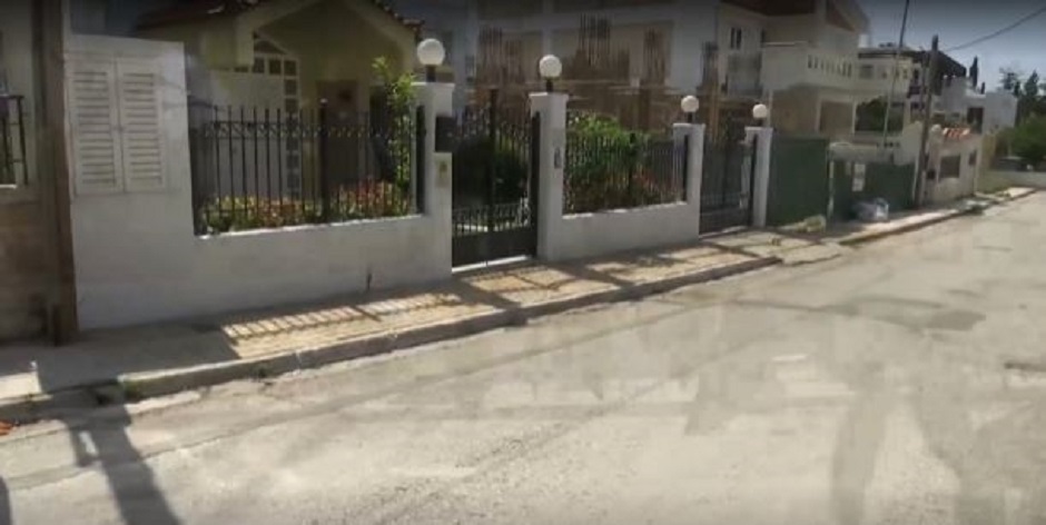 Γλυκά Νερά: «Είχα προαίσθημα» λέει η μητέρα του 48χρονου που νοσηλεύεται στη ΜΕΘ – Στον εισαγγελέα ο 17χρονος, εντοπίστηκε μέσω υλικού από κάμερες