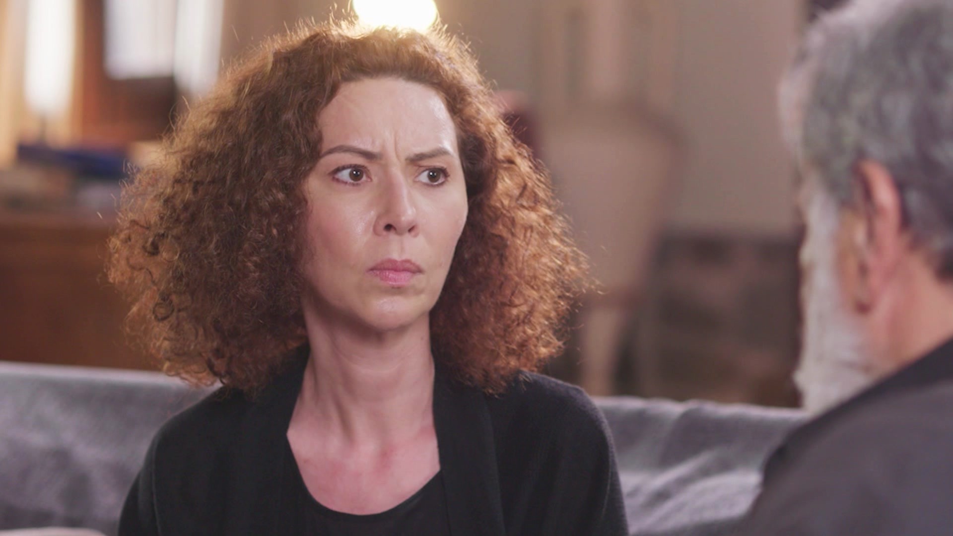 Η Γη της Ελιάς – Επόμενα επεισόδια: Ο αιφνίδιος θάνατος της Αρετής σοκάρει τη Μάνη