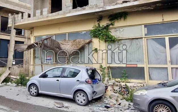 Ηράκλειο: Κατέρρευσε τμήμα ημιτελούς κτιρίου στις Μεσαμπελιές – Από θαύμα δεν υπήρξαν θύματα – ΦΩΤΟ