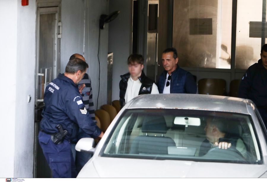 Προσωρινά κρατούμενος ο 17χρονος που σκότωσε 16χρονη στην Πολωνία – «Θέλει να δικαστεί στην Ελλάδα» λέει η δικηγόρος του