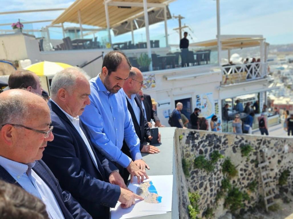Αυτοψία Κεφαλογιάννη στη Σαντορίνη: «Προχωράμε με βάση τα επιστημονικά δεδομένα, με στόχο την ασφάλεια πολιτών και επισκεπτών»
