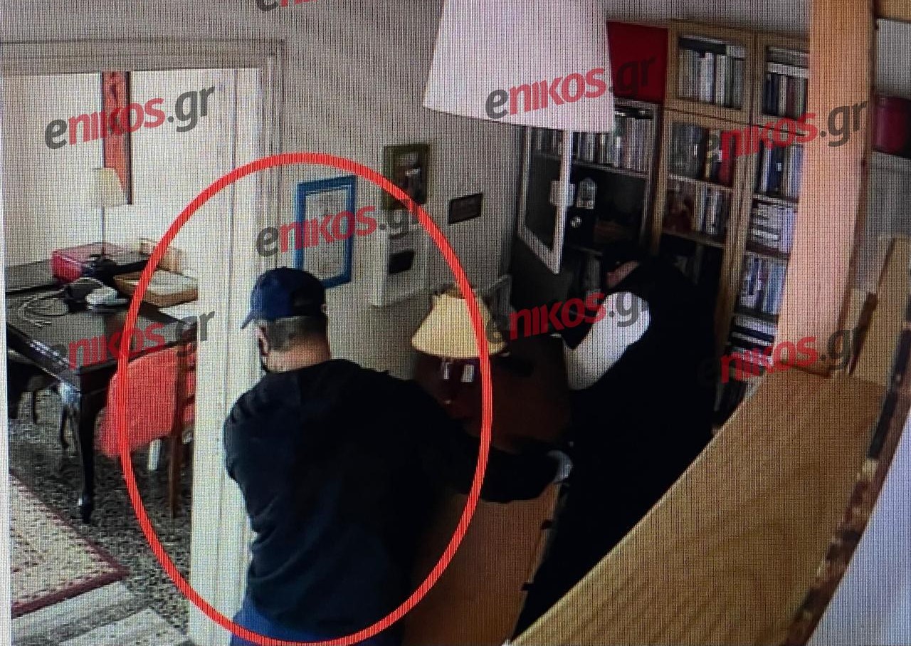 Αττική: Μέλη συμμορίας «ρήμαζαν» σπίτια και αγόραζαν κοσμήματα και πολυτελή αυτοκίνητα – Φωτογραφίες και βίντεο ντοκουμέντα