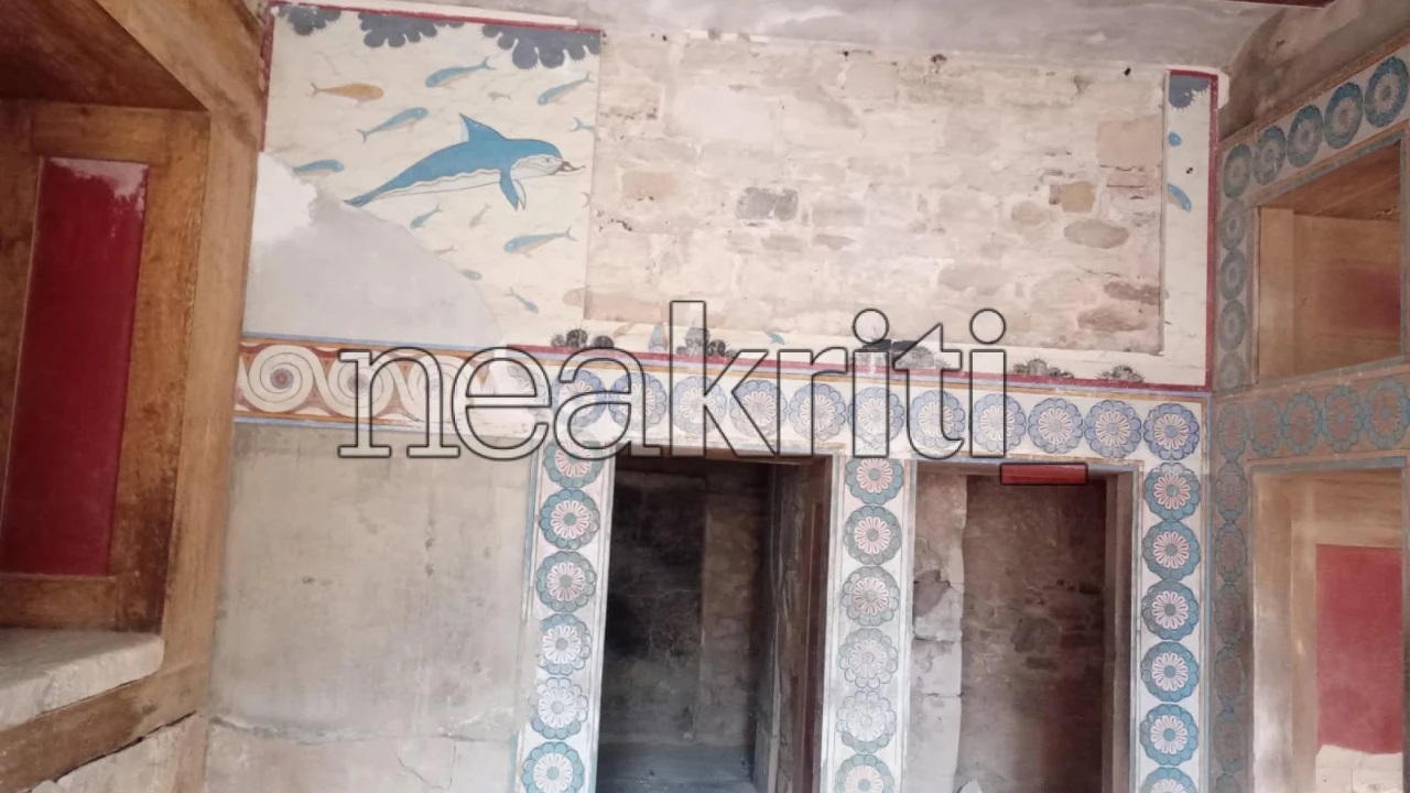 Κρήτη: Κατέρρευσε από τους θυελλώδεις ανέμους η ιστορική τοιχογραφία με τα δελφίνια στο Ανάκτορο της Κνωσού – ΦΩΤΟ