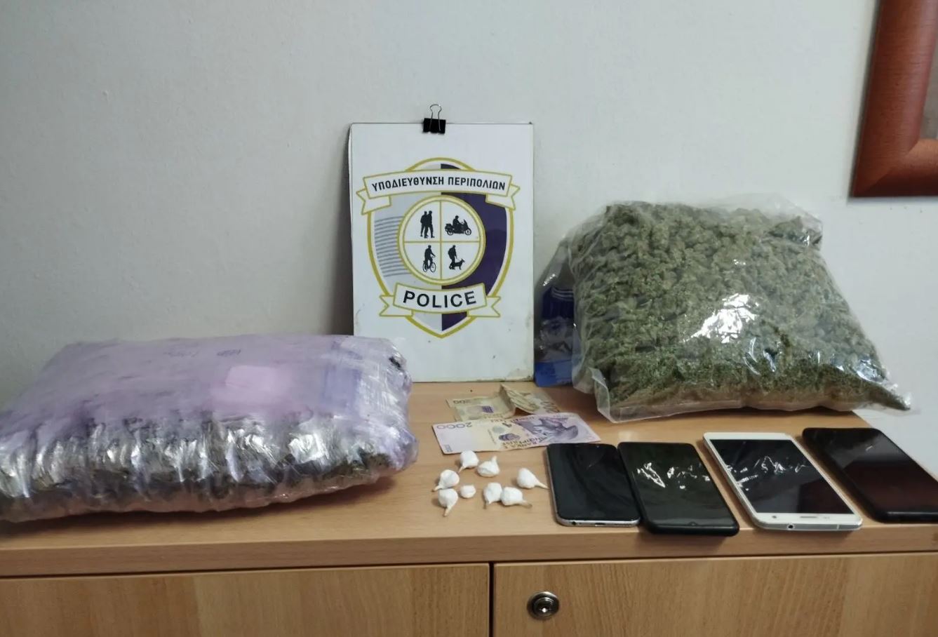 Αθήνα: Συνελήφθη 64χρονος που χρησιμοποιούσε κομμωτήριο ως «καβάτζα» για διακίνηση ναρκωτικών 