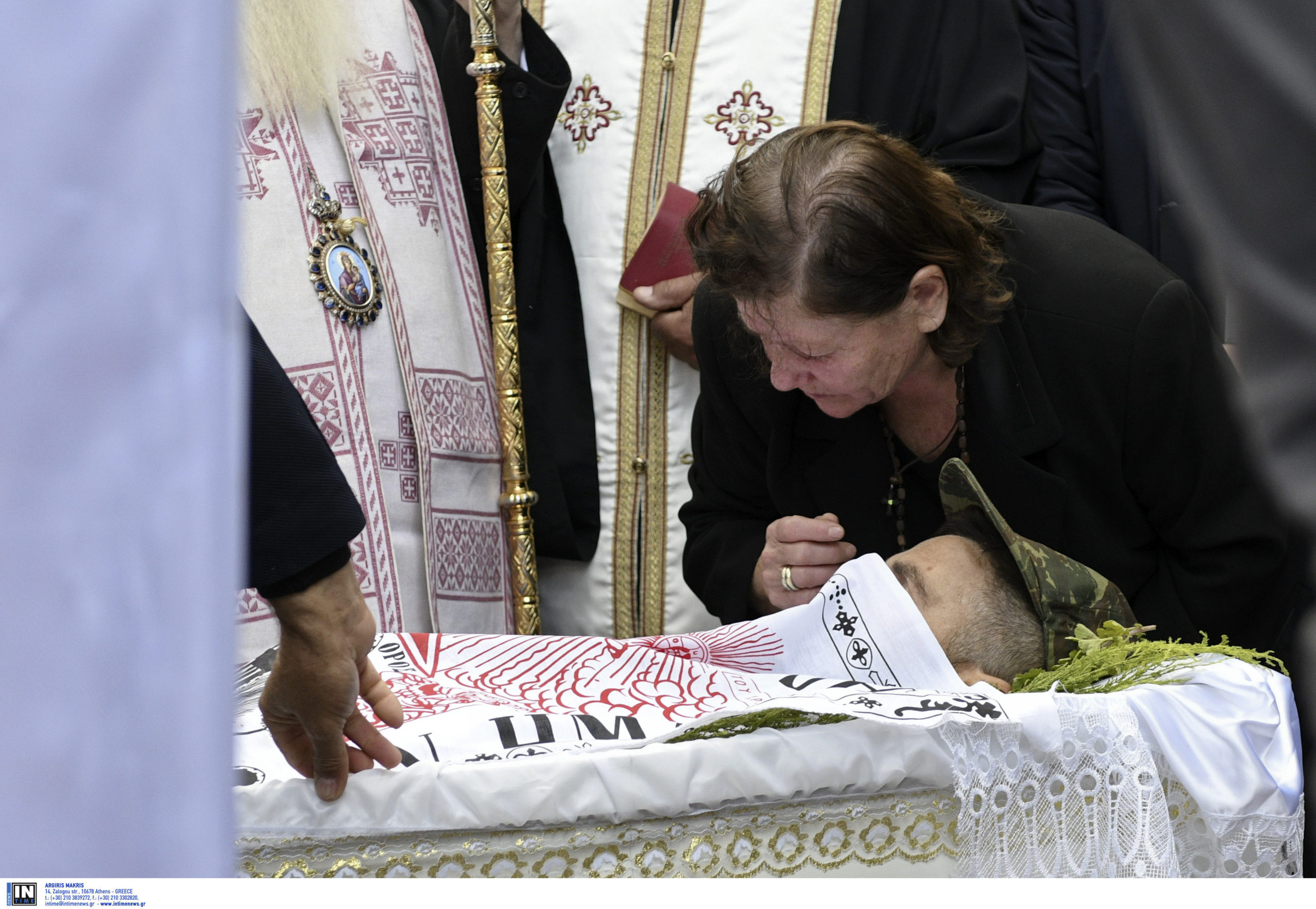 Κωνσταντίνος Κατσίφας, μητέρα, κηδεία