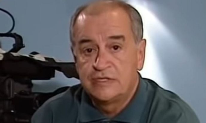 Κώστας Λυχναράς