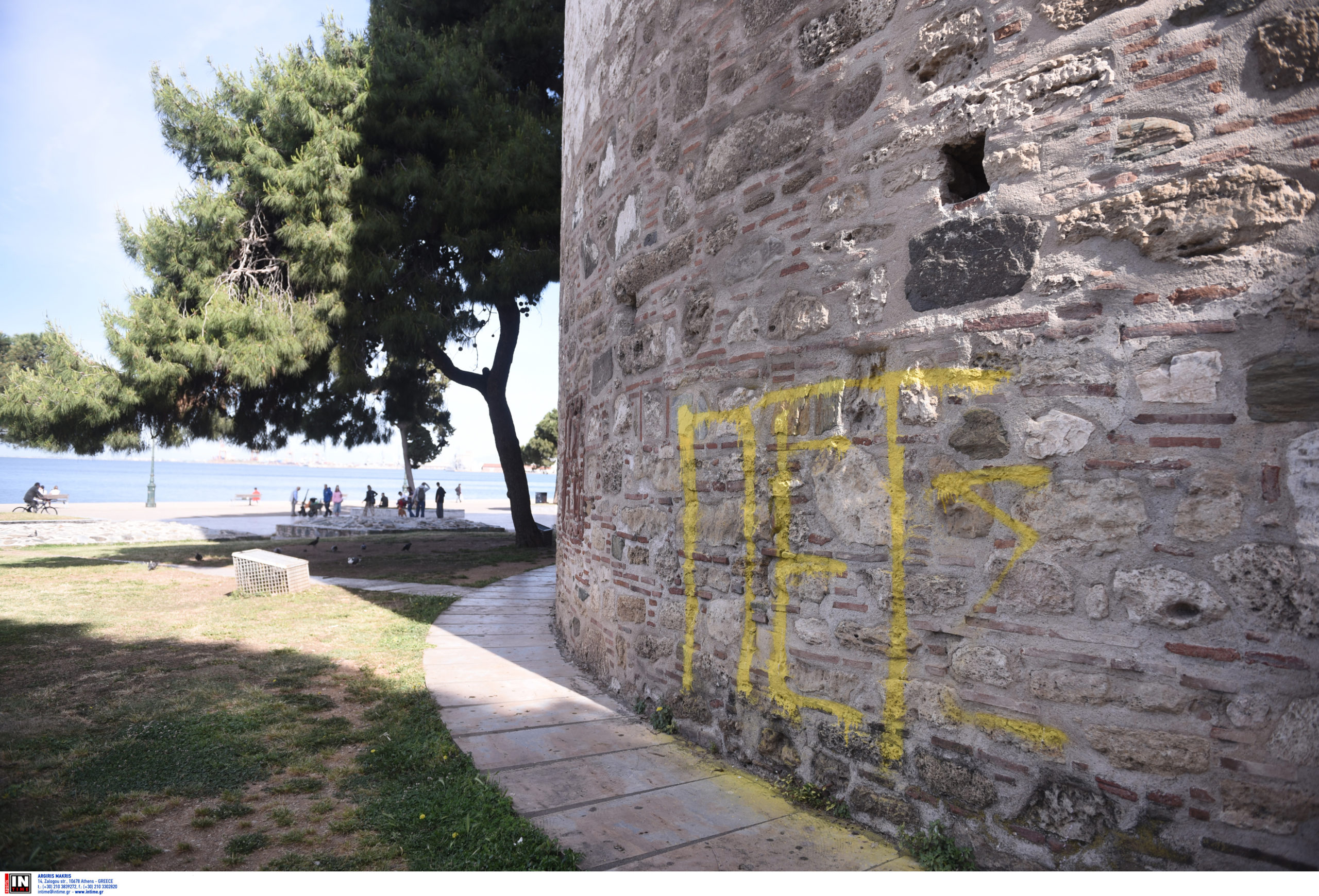 Θεσσαλονίκη: Άγνωστοι βανδάλισαν τον Λευκό Πύργο