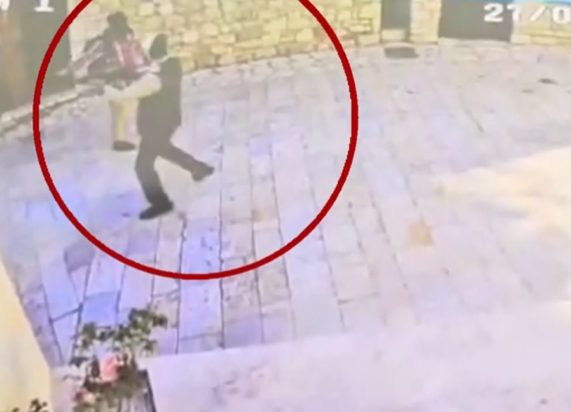 Καλάβρυτα, ληστεία, ΕΛΤΑ