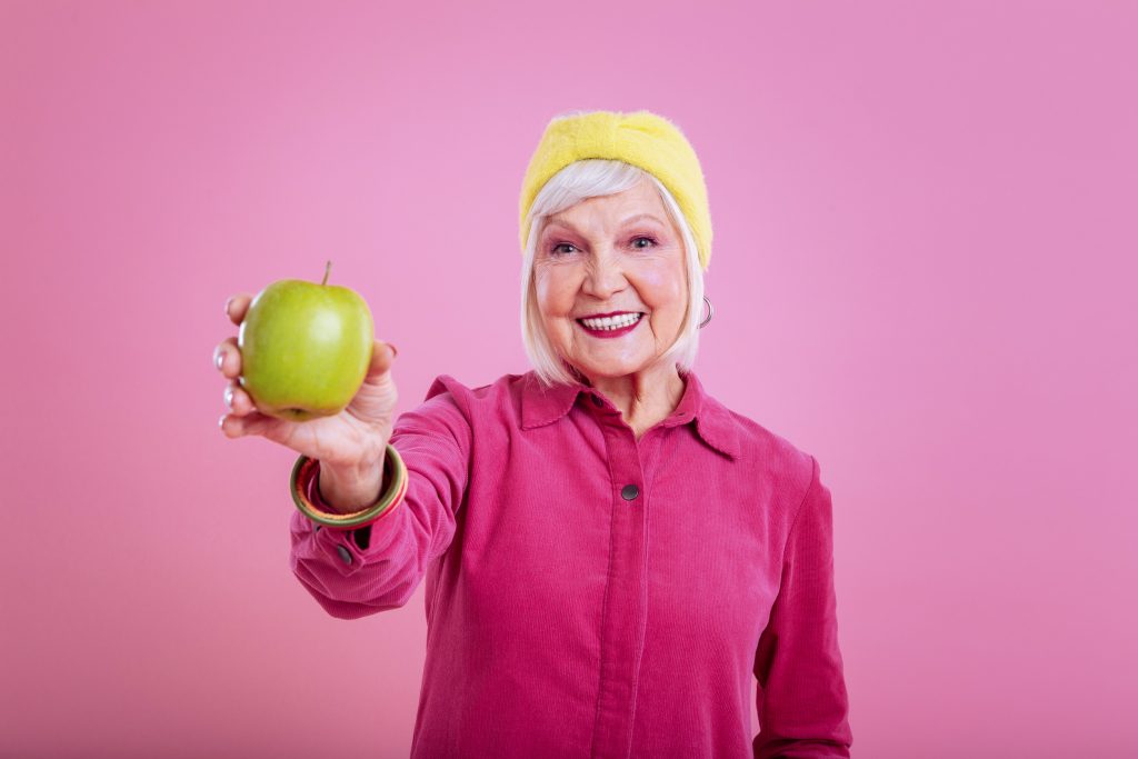 Ζήστε περισσότερο και καλύτερα: 4 τρόφιμα από τις «μπλε ζώνες» που προτείνει ειδικός