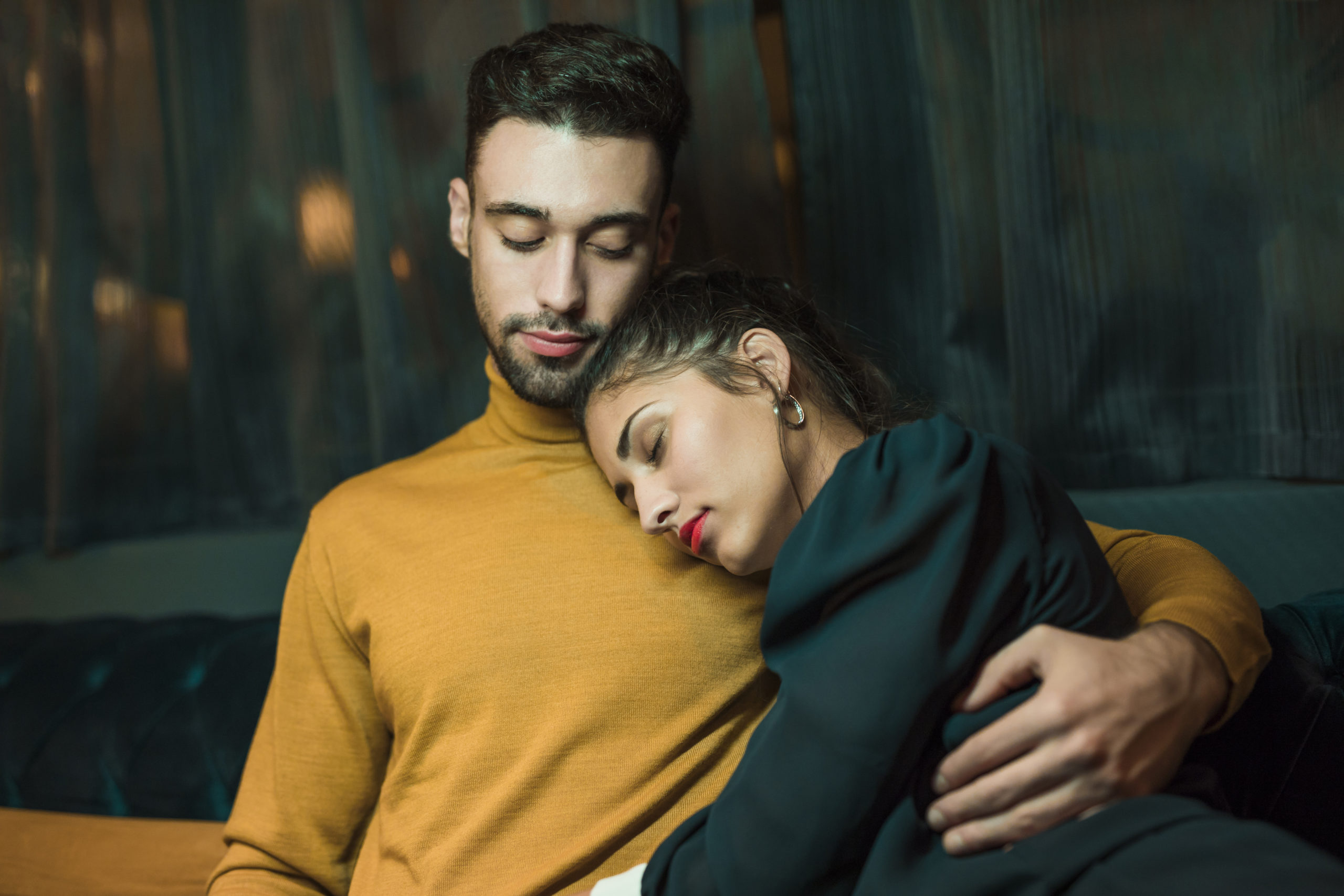 Οι 7 φράσεις που επαναλαμβάνει ένας άνδρας όταν είναι δυστυχισμένος στη σχέση του, αλλά δεν το παραδέχεται