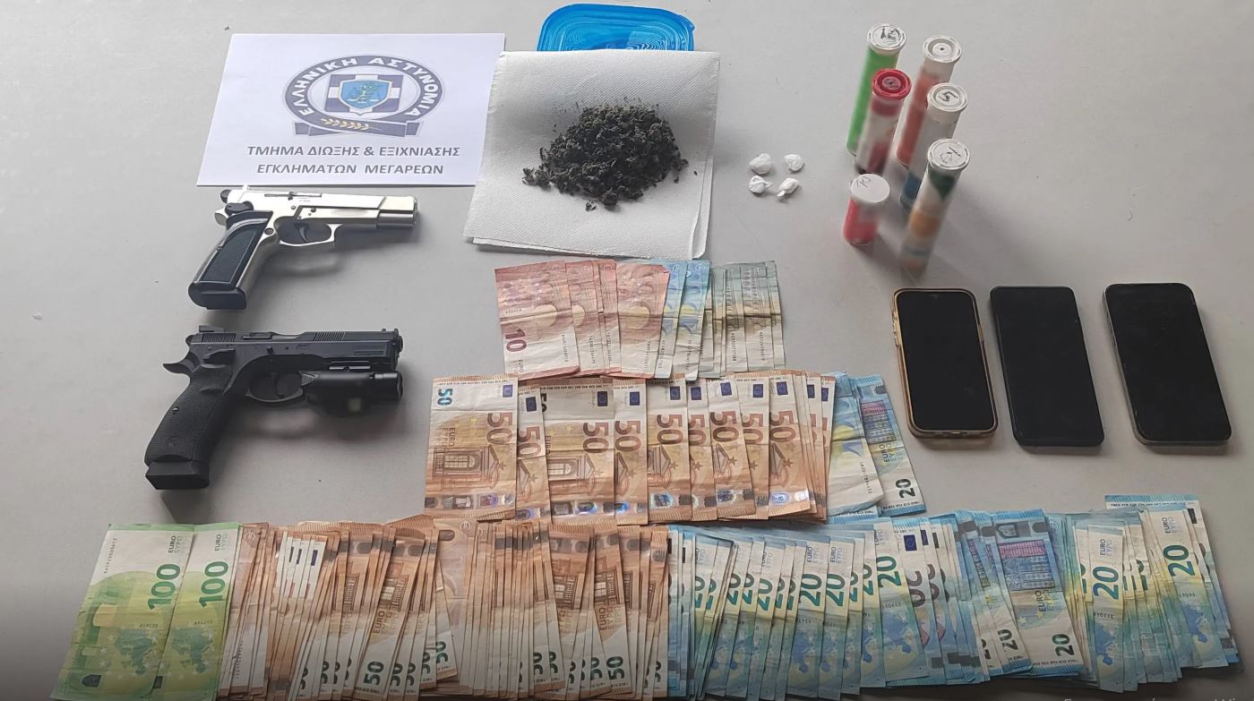 Μέγαρα: Εξαρθρώθηκαν δύο κυκλώματα διακίνησης κοκαΐνης και κάνναβης – Η φυτεία σε αποθήκη και το… delivery