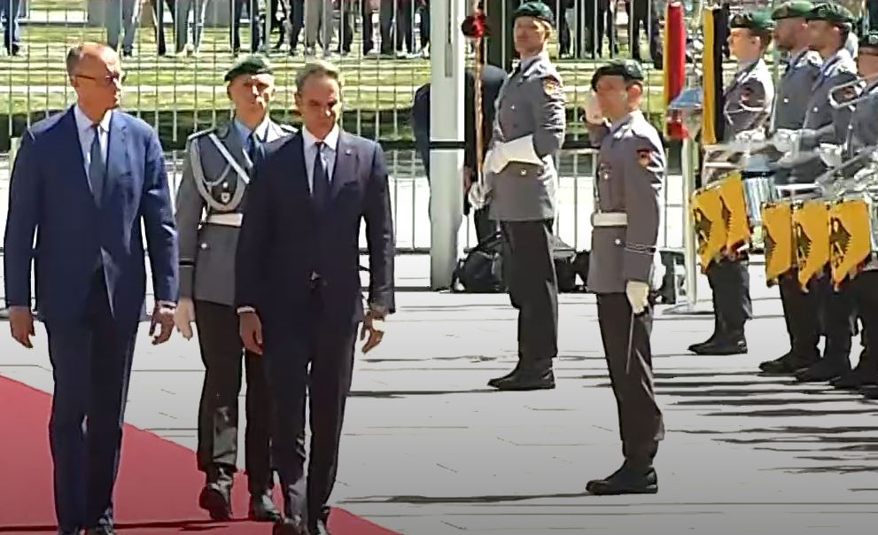 LIVE: Συνάντηση Μητσοτάκη – Μερτς