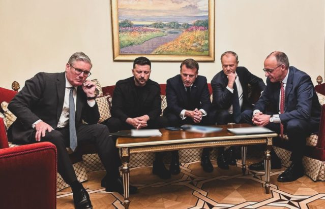 Κιρ Στάρμερ Βολοντίμιρ Ζελένσκι Εμανουέλ Μακρόν Ντόναλντ Τουσκ Φρίντριχ Μερτς