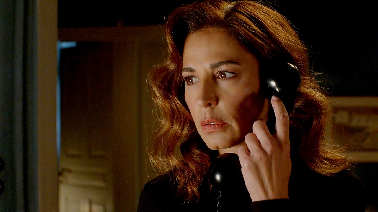 Άγιος έρωτας: Η Σοφία απειλεί τον Χάρη ότι θα αυτοκτονήσει