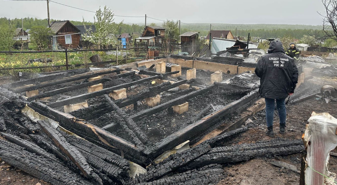 Σιβηρία: 17χρονος σκότωσε 4 εφήβους και πέθανε σε φωτιά – Μία 14χρονη αρνήθηκε να συνευρεθεί σεξουαλικά μαζί του