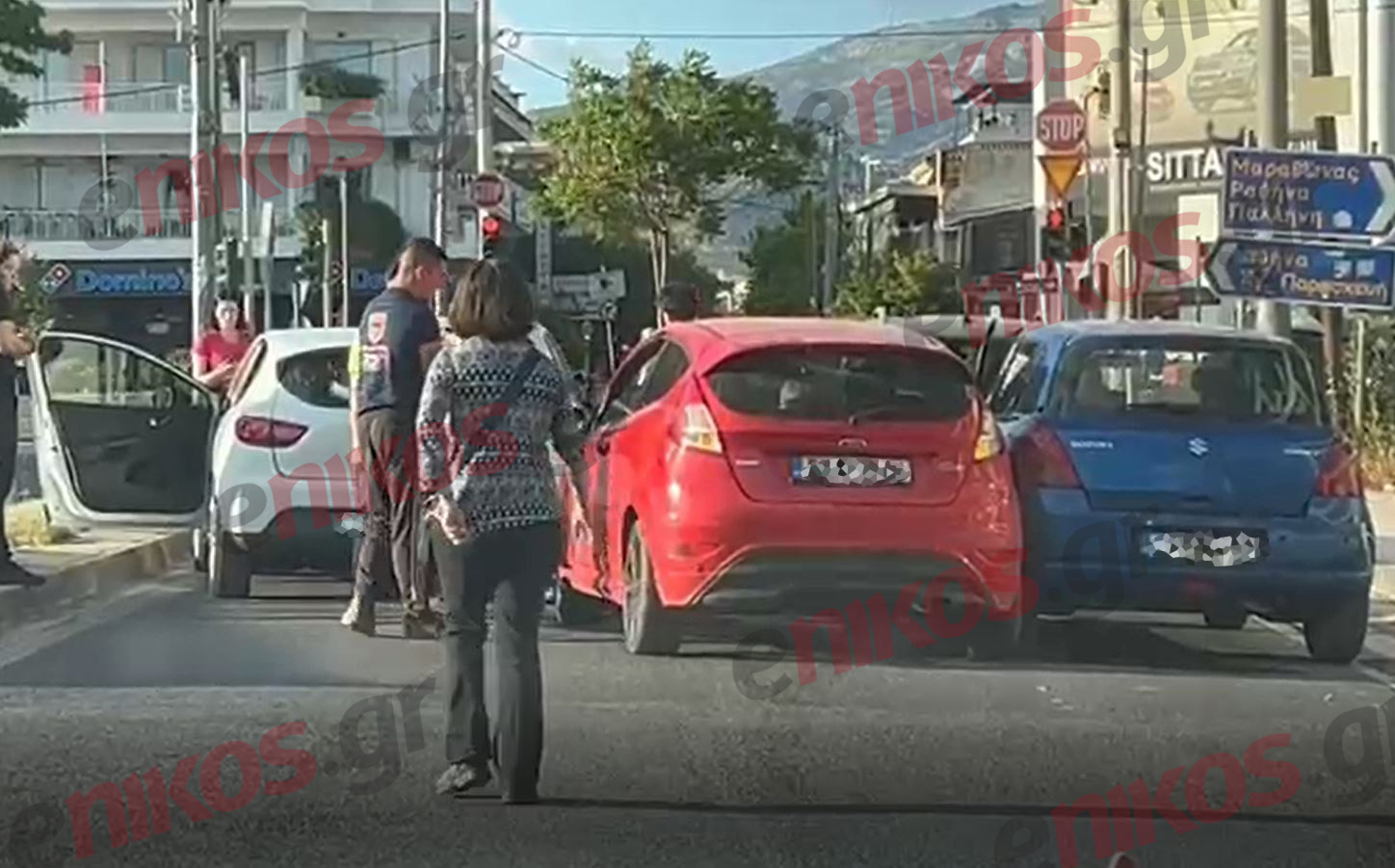 Καραμπόλα 5 οχημάτων στη λεωφόρο Μαραθώνος – Προβλήματα στην κυκλοφορία – ΒΙΝΤΕΟ αναγνώστη