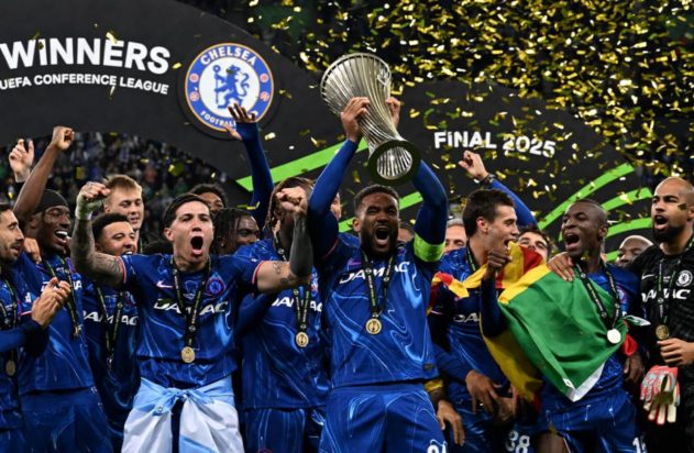 ΤΣΕΛΣΙ ΚΟΥΠΑ