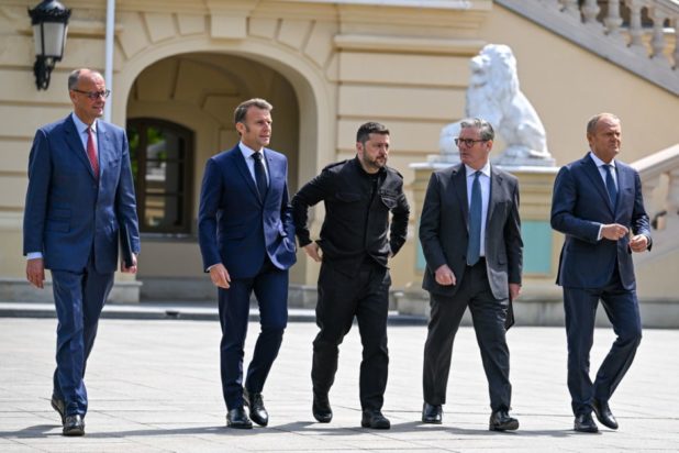 Κιρ Στάρμερ Βολοντίμιρ Ζελένσκι Εμανουέλ Μακρόν Ντόναλντ Τουσκ Φρίντριχ Μερτς