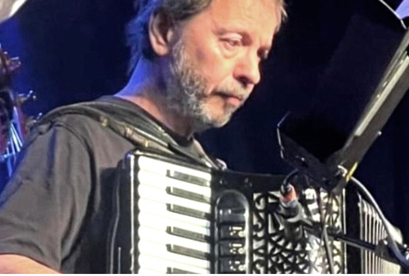 Βασίλης Δρογκάρης